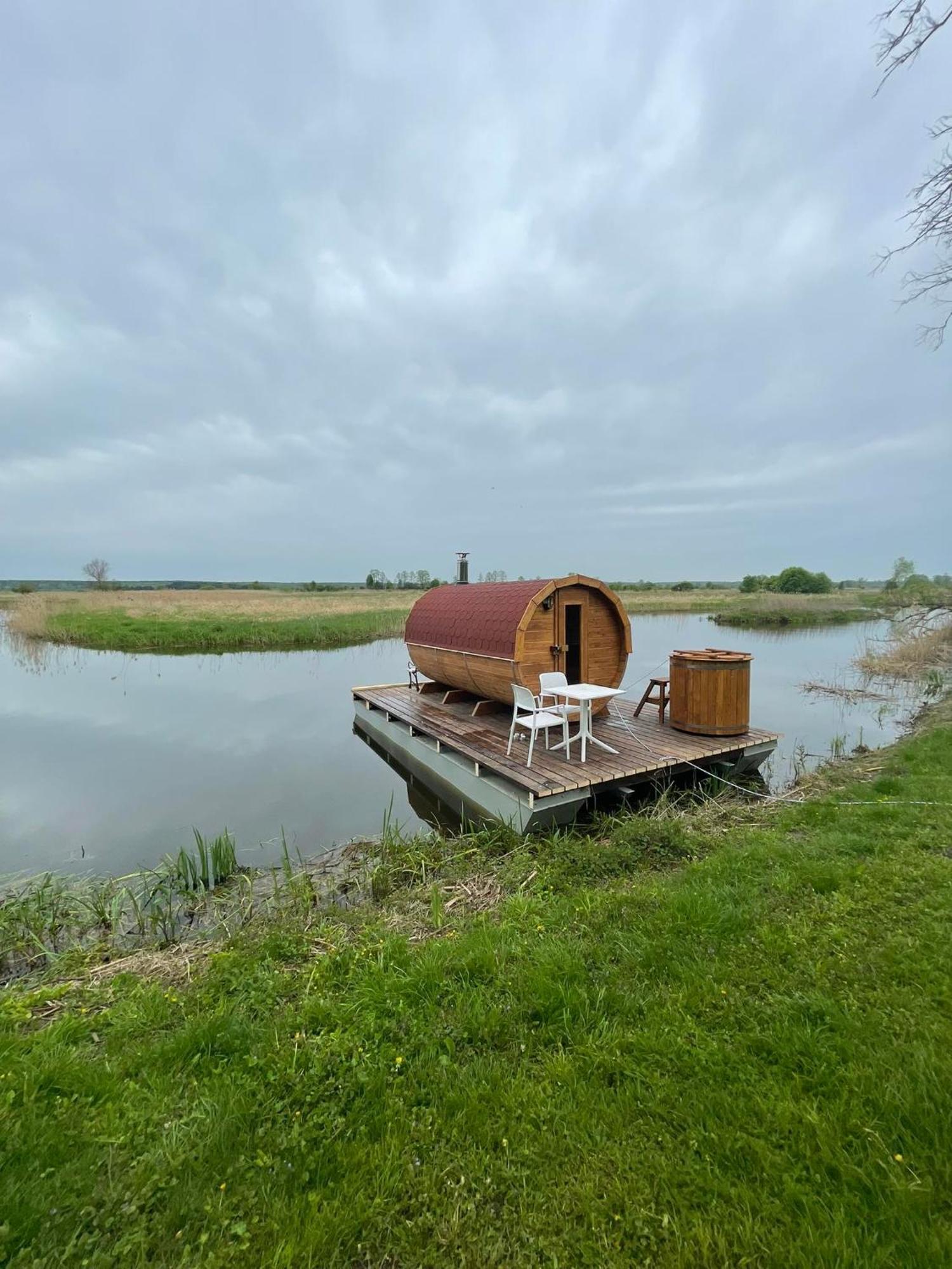 Dwor Osmolice Bed and Breakfast Bialki Dolne Exteriör bild