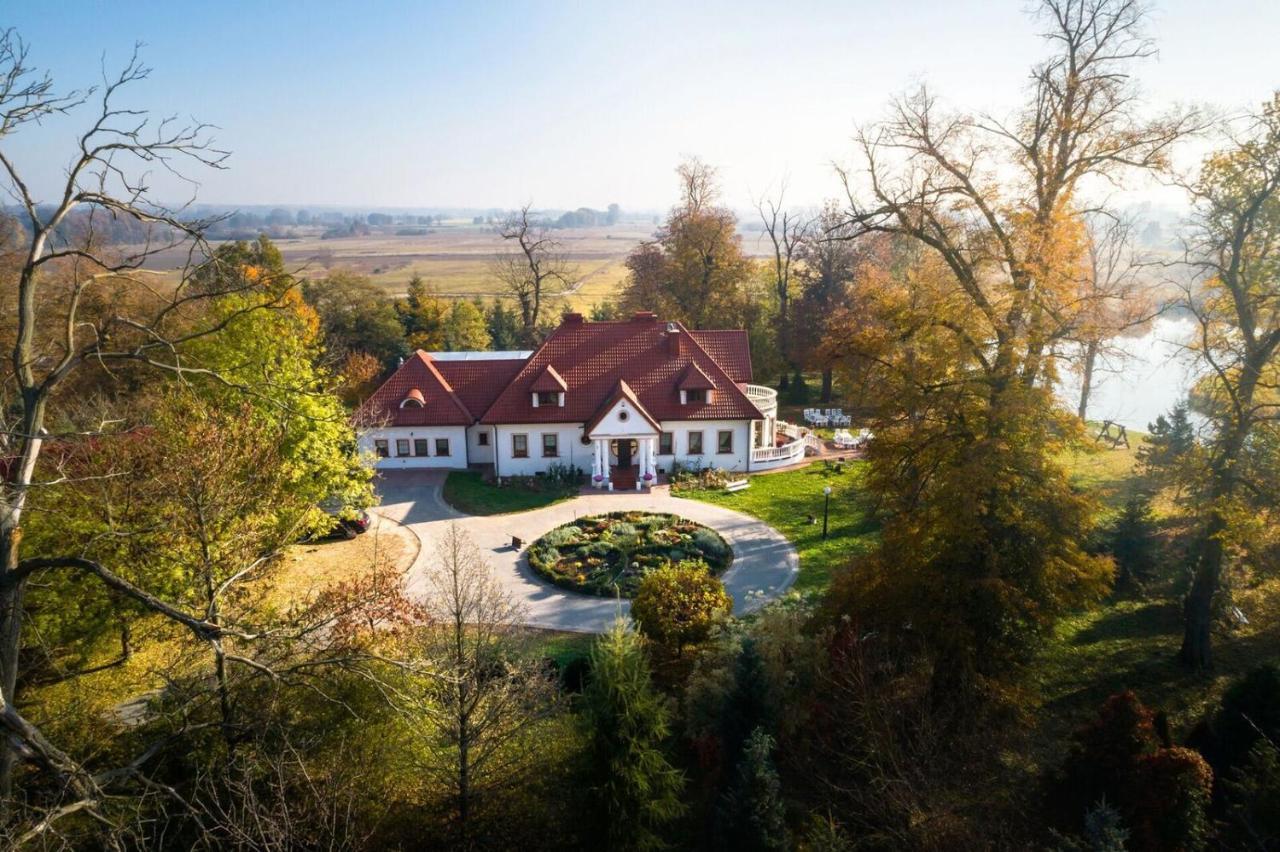 Dwor Osmolice Bed and Breakfast Bialki Dolne Exteriör bild
